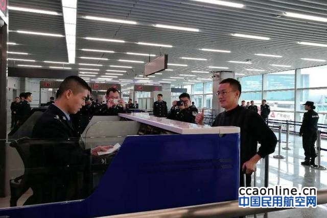 白云機場晉升“六千萬級俱樂部”廣州海關助力升級